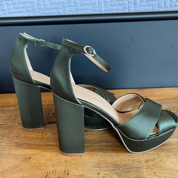 NWOT Who What Wear Green platform sandals - Picture 3 of 5